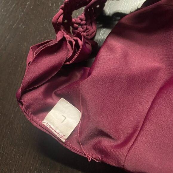 Burgundy Red Strappy Crochet Swim Bikini Bathing Suit Top Women's Size Large - Picture 7 of 7